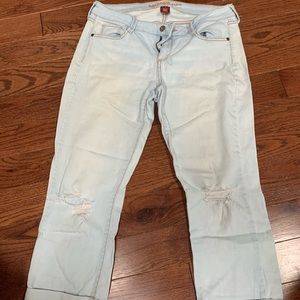 Capri pants